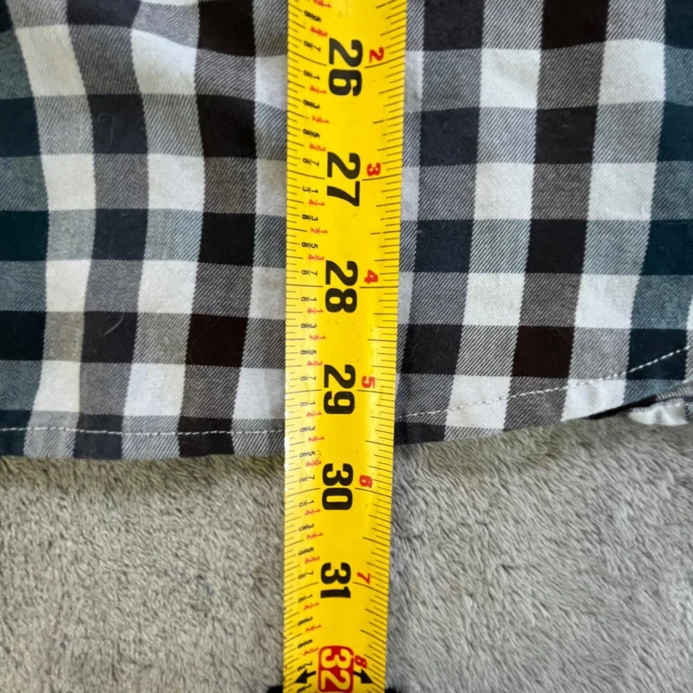 The North Face Button Down Shirt Large Black White Gingham‎ Plaid Long Sleeve